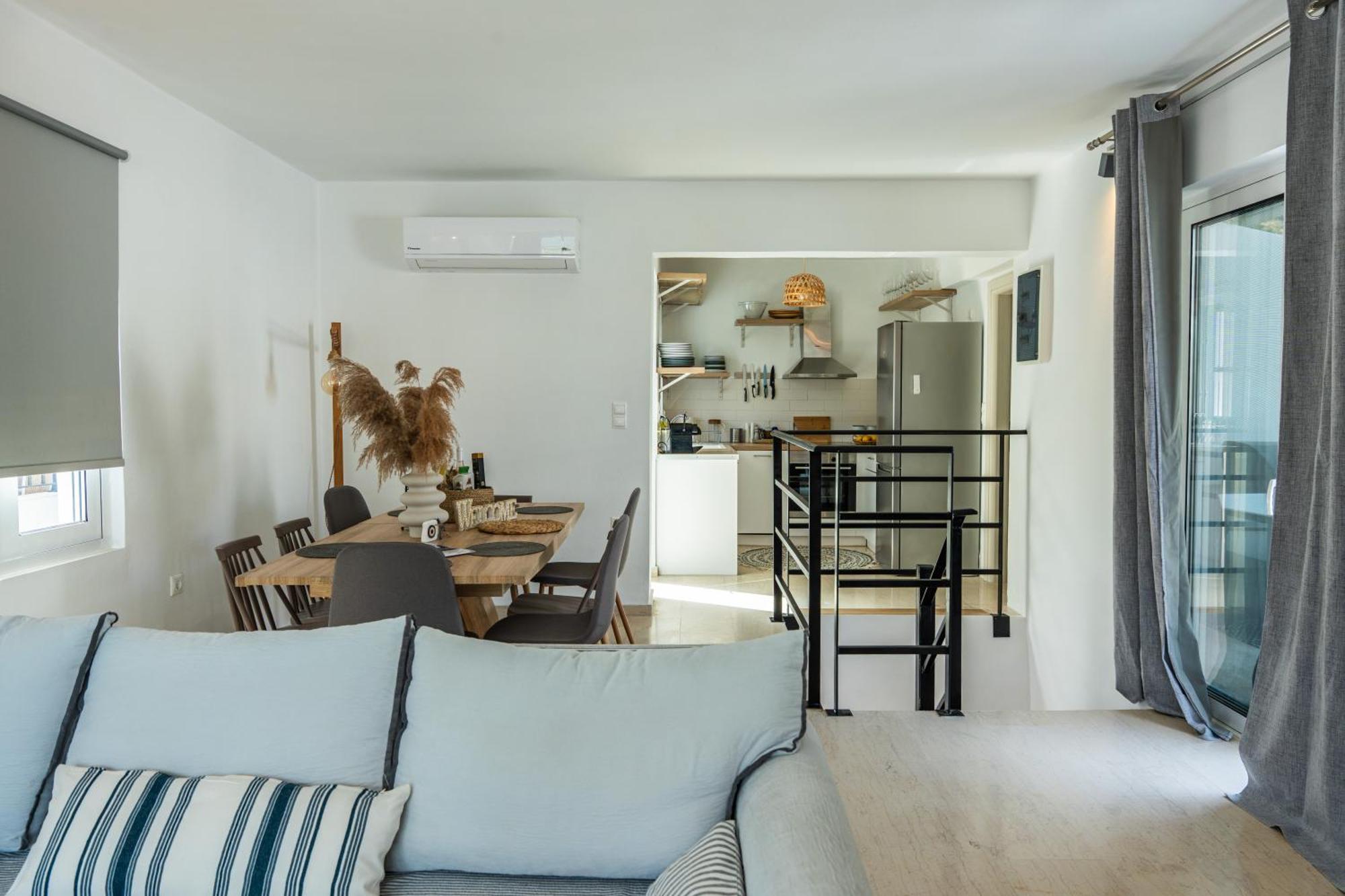 Sea-esta House