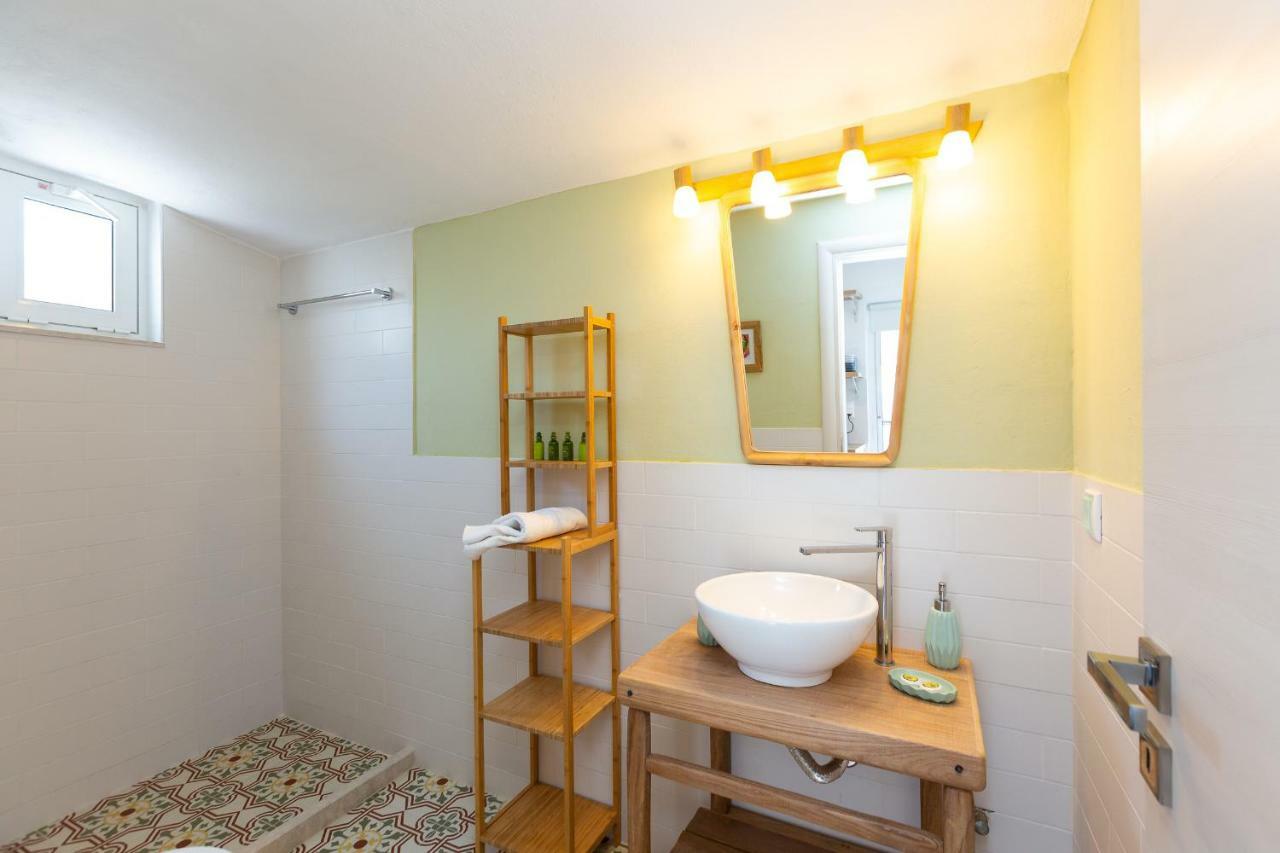 Sea-esta House Apartment